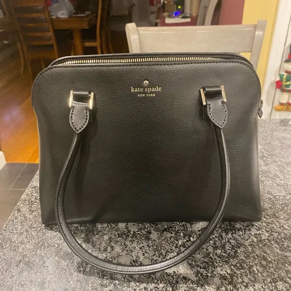 Brand new Kate Spade small Mariella shoulder bag - Picture 1 of 8